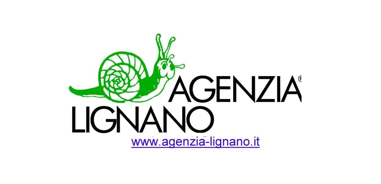 Villa A Lignano Con 2 Camere E Giardino Lignano Sabbiadoro Kültér fotó